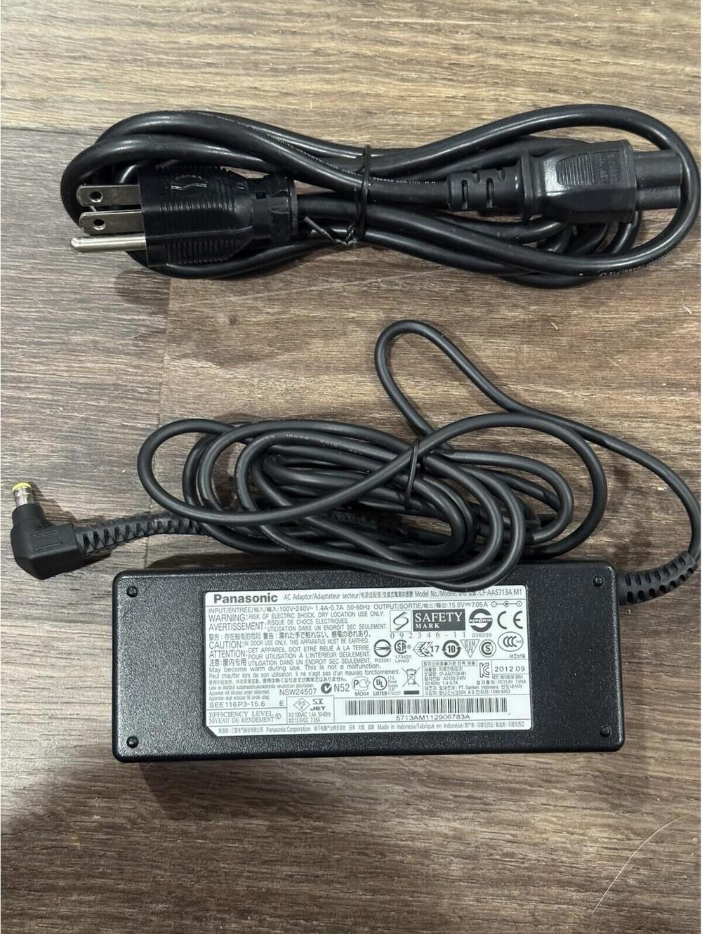 Genuine OEM Panasonic Toughbook AC Adapter CF-AA5713A M1 M2 M3 M6 J1 15.6V 7.05A